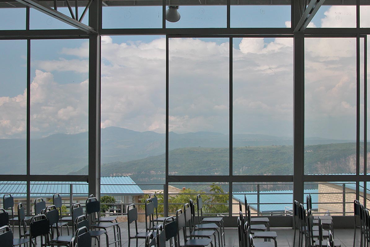 Centro Educativo La Barranca, 2001 - 2002 : Francisco Ugarte