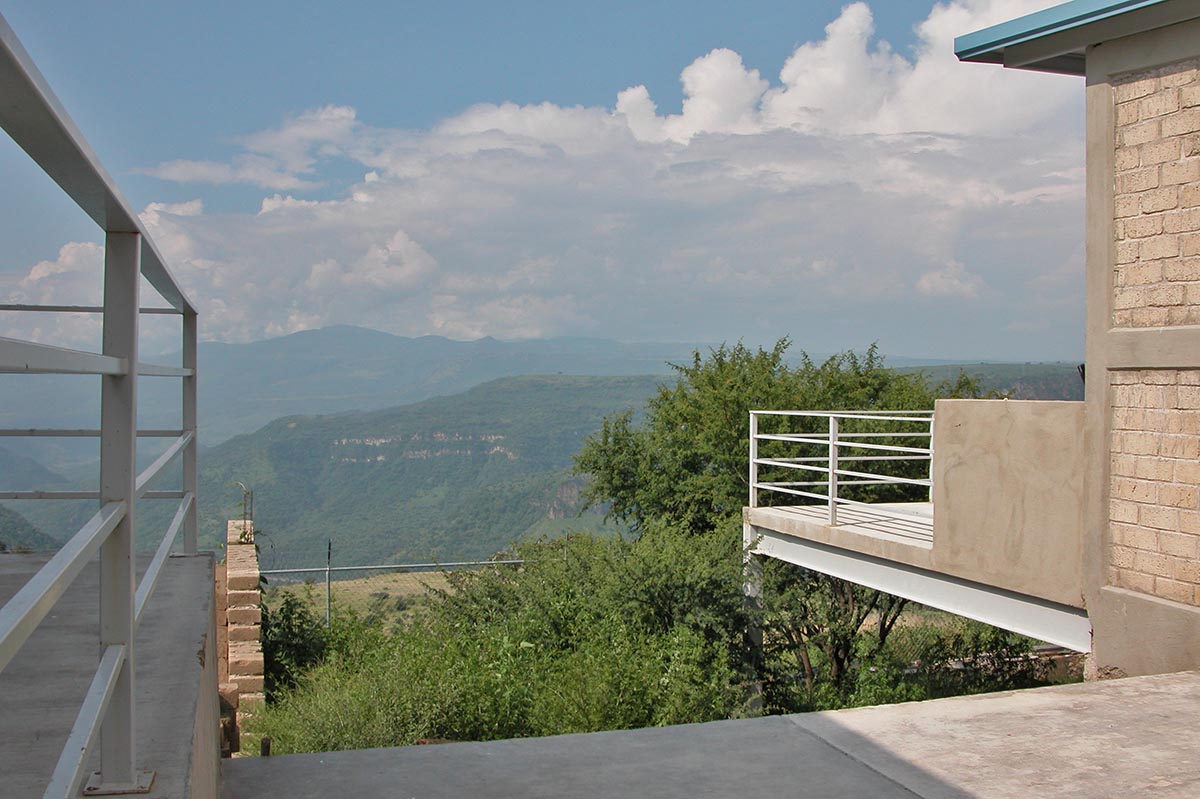 Centro Educativo La Barranca, 2001 - 2002 : Francisco Ugarte