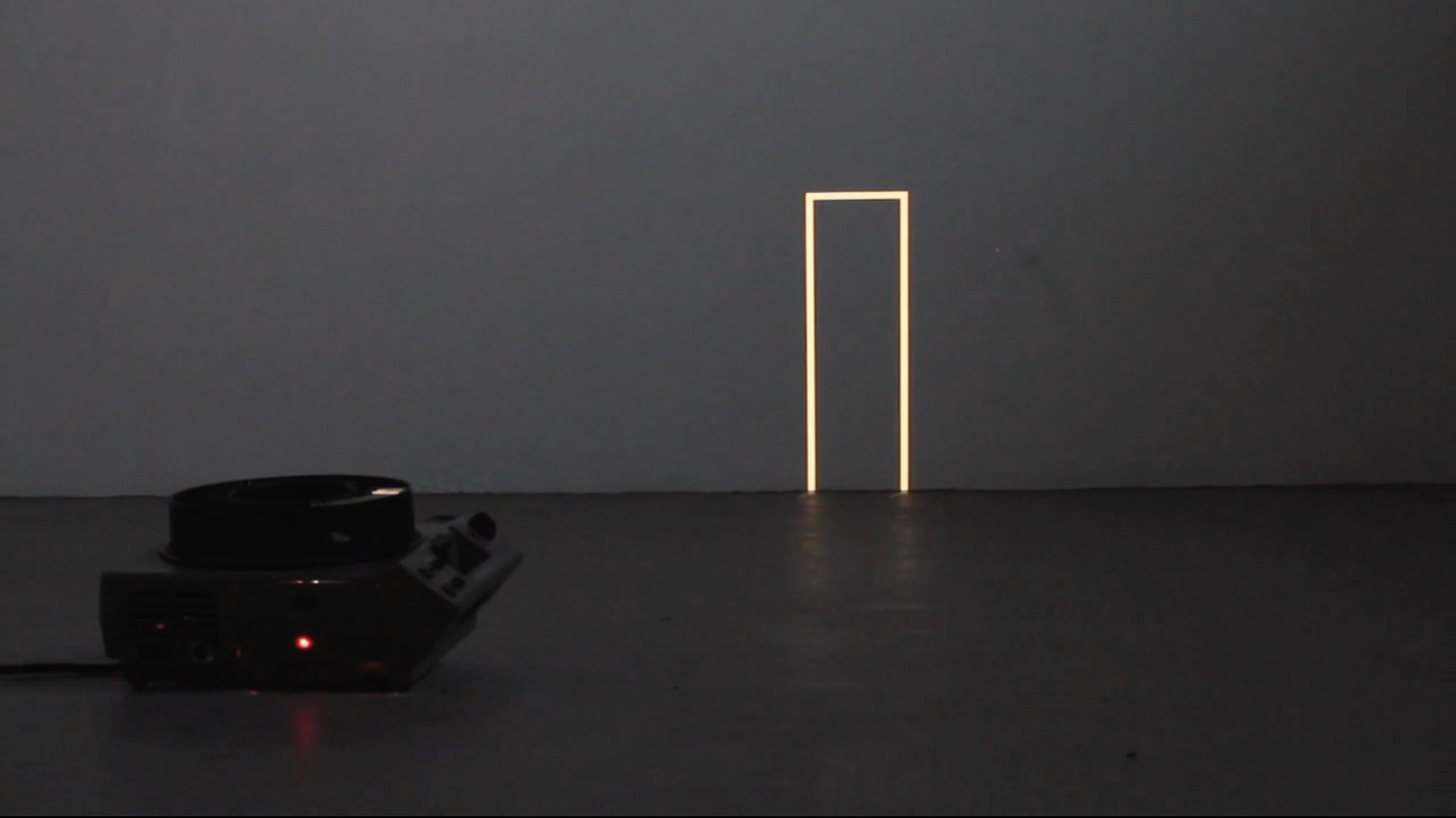 Sin título (Proyecciones a partir de piso), 2011 : Francisco Ugarte