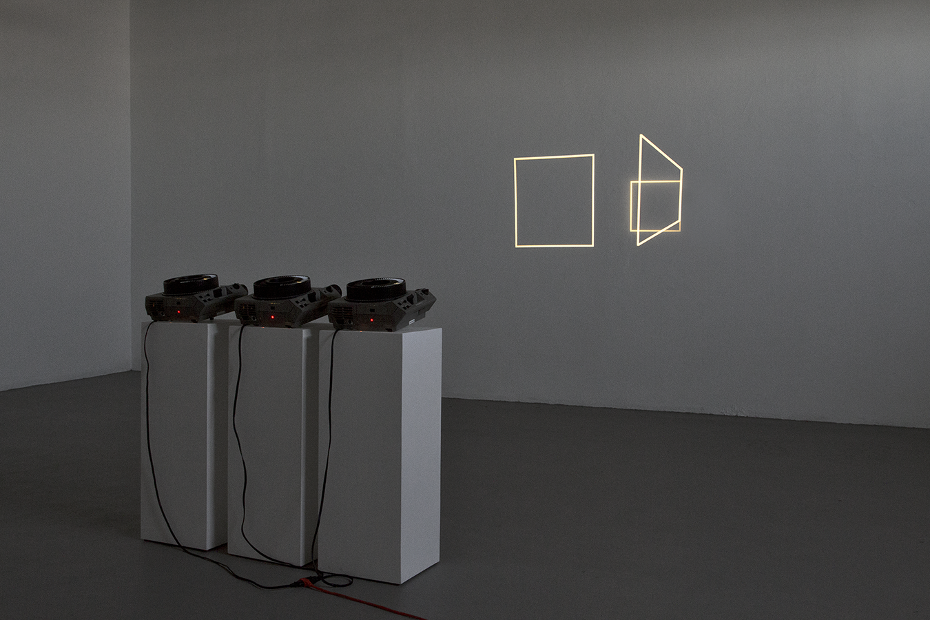 Sin título (Tres proyectores 2), 2010 : Francisco Ugarte