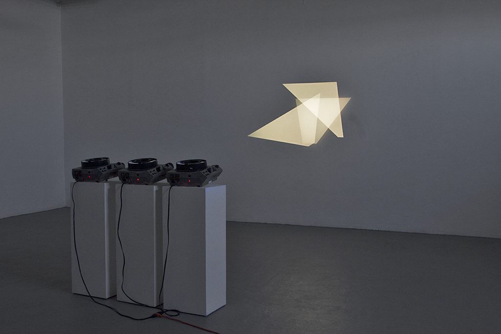 Sin título (Tres proyectores), 2010 : Francisco Ugarte