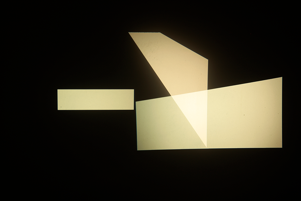 Sin título (tres proyectores, fotografías), 2013 : Francisco Ugarte