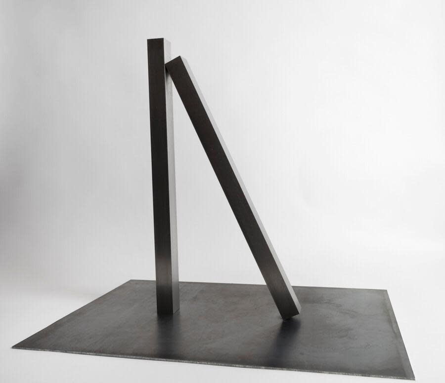 Dos monolitos de acero, 2019 : Francisco Ugarte